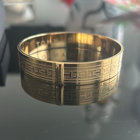 Tommy Hilfiger gold plated bracelet - Picture 3 of 6